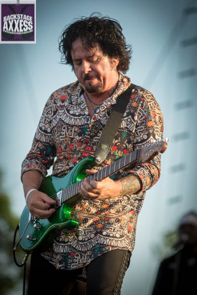 Toto2014-08-26ArtparkLewistonNY (8).jpg